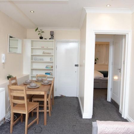 Evergreen Apartments-Flat 7, ลอนดอน ภายนอก รูปภาพ